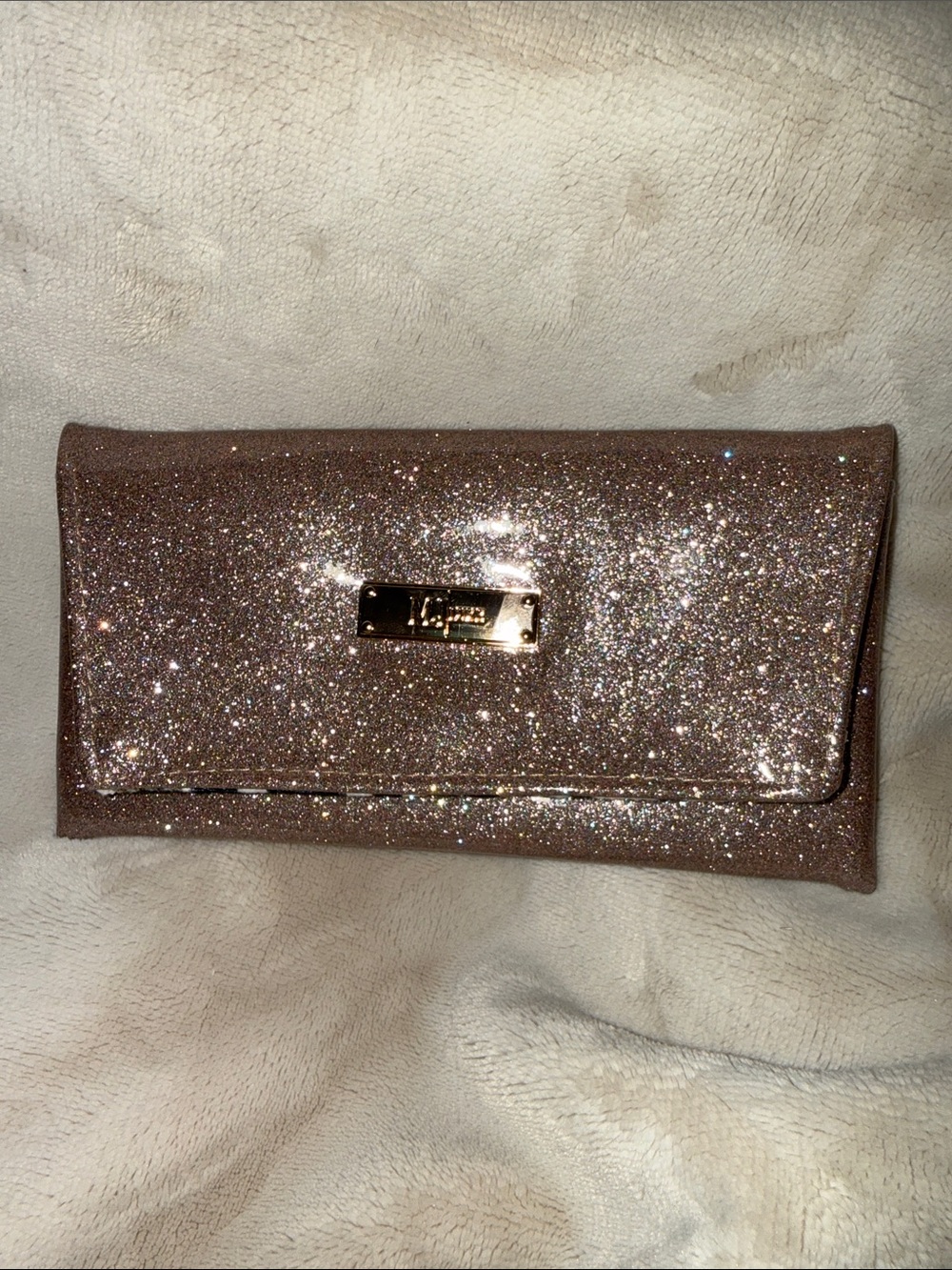 Makeup Junkie Glitter luxe glasses case- champagne Sparkle